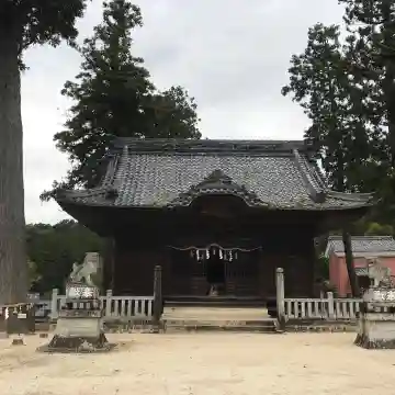 六所神社の本殿・本堂