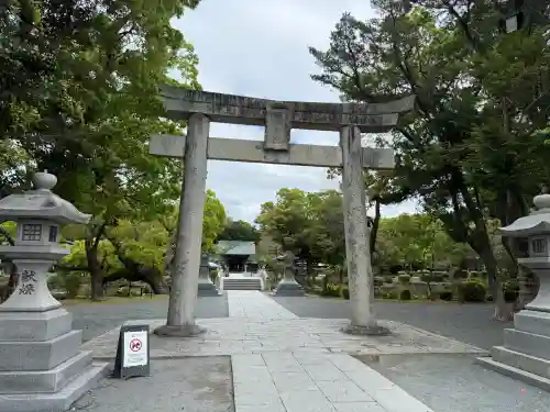 宗像大社の{uncategorized: "未分類", other: "その他", undefined: "問題あり", building: "その他建物", grave: "お墓", sacred_gate: "鳥居", guardian: "狛犬", statue: "像", buddha: "仏像", history: "歴史", nature: "自然", garden: "庭園", animal: "動物", pagoda: "塔", temizu: "手水舎", mountain_gate: "山門・神門", sanctuary: "本殿・本堂", subordinate: "末社・摂社", art: "芸術", scenery: "景色", jizo: "地蔵", ema: "絵馬", goshuin: "御朱印", omikuji: "おみくじ", items: "授与品その他", amulet: "お守り", goshuincho: "御朱印帳", eats: "食事", festival: "お祭り", votive_dance: "神楽", shichigosan: "七五三参", wedding: "結婚式", experience: "体験その他", initially: "初詣", around: "周辺", anti_infection: "感染症対策"}