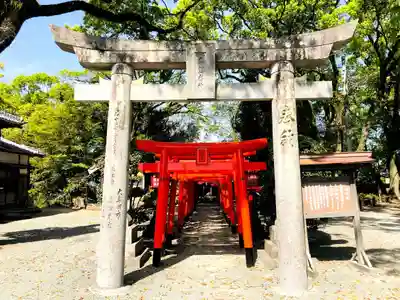 三柱神社の末社・摂社