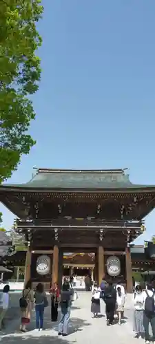 寒川神社の山門・神門