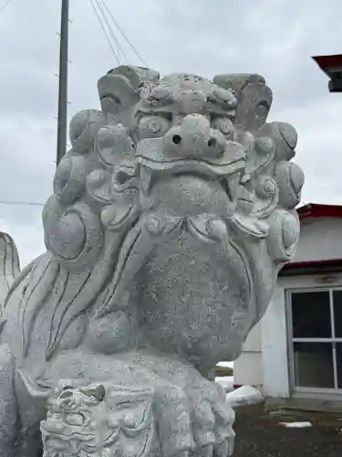 本別稲荷神社の{uncategorized: "未分類", other: "その他", undefined: "問題あり", building: "その他建物", grave: "お墓", sacred_gate: "鳥居", guardian: "狛犬", statue: "像", buddha: "仏像", history: "歴史", nature: "自然", garden: "庭園", animal: "動物", pagoda: "塔", temizu: "手水舎", mountain_gate: "山門・神門", sanctuary: "本殿・本堂", subordinate: "末社・摂社", art: "芸術", scenery: "景色", jizo: "地蔵", ema: "絵馬", goshuin: "御朱印", omikuji: "おみくじ", items: "授与品その他", amulet: "お守り", goshuincho: "御朱印帳", eats: "食事", festival: "お祭り", votive_dance: "神楽", shichigosan: "七五三参", wedding: "結婚式", experience: "体験その他", initially: "初詣", around: "周辺", anti_infection: "感染症対策"}