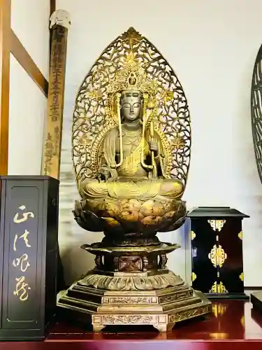 秩父札所十三番 慈眼寺の{uncategorized: "未分類", other: "その他", undefined: "問題あり", building: "その他建物", grave: "お墓", sacred_gate: "鳥居", guardian: "狛犬", statue: "像", buddha: "仏像", history: "歴史", nature: "自然", garden: "庭園", animal: "動物", pagoda: "塔", temizu: "手水舎", mountain_gate: "山門・神門", sanctuary: "本殿・本堂", subordinate: "末社・摂社", art: "芸術", scenery: "景色", jizo: "地蔵", ema: "絵馬", goshuin: "御朱印", omikuji: "おみくじ", items: "授与品その他", amulet: "お守り", goshuincho: "御朱印帳", eats: "食事", festival: "お祭り", votive_dance: "神楽", shichigosan: "七五三参", wedding: "結婚式", experience: "体験その他", initially: "初詣", around: "周辺", anti_infection: "感染症対策"}