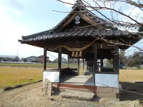 八大竜宮社の本殿