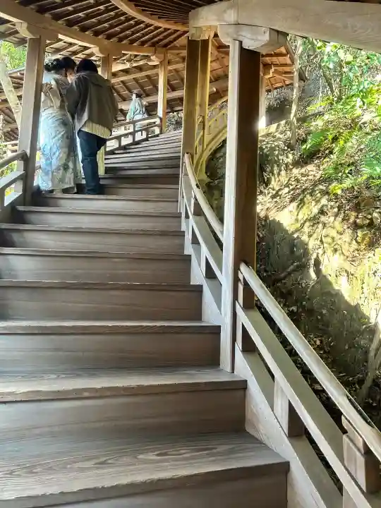 禅林寺(永観堂)の{uncategorized: "未分類", other: "その他", undefined: "問題あり", building: "その他建物", grave: "お墓", sacred_gate: "鳥居", guardian: "狛犬", statue: "像", buddha: "仏像", history: "歴史", nature: "自然", garden: "庭園", animal: "動物", pagoda: "塔", temizu: "手水舎", mountain_gate: "山門・神門", sanctuary: "本殿・本堂", subordinate: "末社・摂社", art: "芸術", scenery: "景色", jizo: "地蔵", ema: "絵馬", goshuin: "御朱印", omikuji: "おみくじ", items: "授与品その他", amulet: "お守り", goshuincho: "御朱印帳", eats: "食事", festival: "お祭り", votive_dance: "神楽", shichigosan: "七五三参", wedding: "結婚式", experience: "体験その他", initially: "初詣", around: "周辺", anti_infection: "感染症対策"}