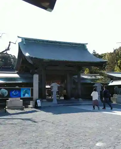 宗像大社の山門・神門