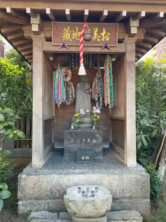栄松院の{uncategorized: "未分類", other: "その他", undefined: "問題あり", building: "その他建物", grave: "お墓", sacred_gate: "鳥居", guardian: "狛犬", statue: "像", buddha: "仏像", history: "歴史", nature: "自然", garden: "庭園", animal: "動物", pagoda: "塔", temizu: "手水舎", mountain_gate: "山門・神門", sanctuary: "本殿・本堂", subordinate: "末社・摂社", art: "芸術", scenery: "景色", jizo: "地蔵", ema: "絵馬", goshuin: "御朱印", omikuji: "おみくじ", items: "授与品その他", amulet: "お守り", goshuincho: "御朱印帳", eats: "食事", festival: "お祭り", votive_dance: "神楽", shichigosan: "七五三参", wedding: "結婚式", experience: "体験その他", initially: "初詣", around: "周辺", anti_infection: "感染症対策"}