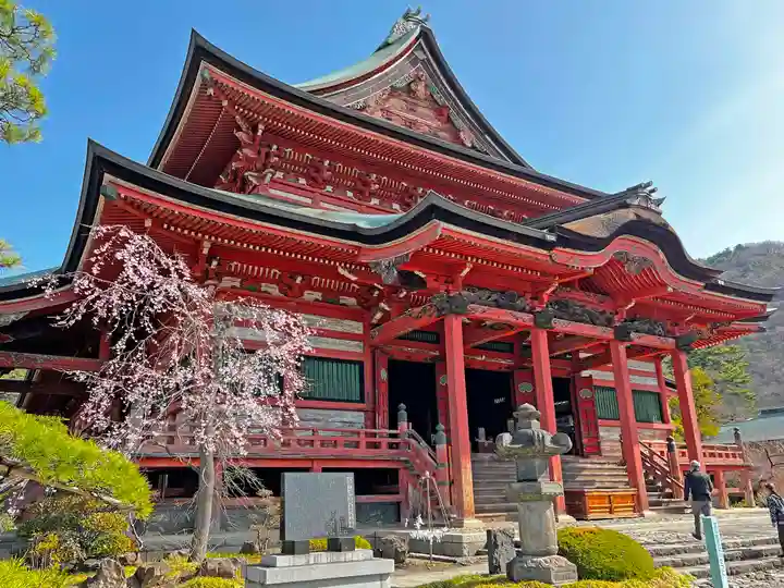 甲斐善光寺の本殿・本堂