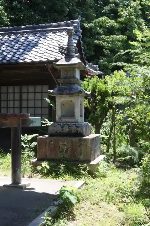 大洞弁財天 長寿院(滋賀県)