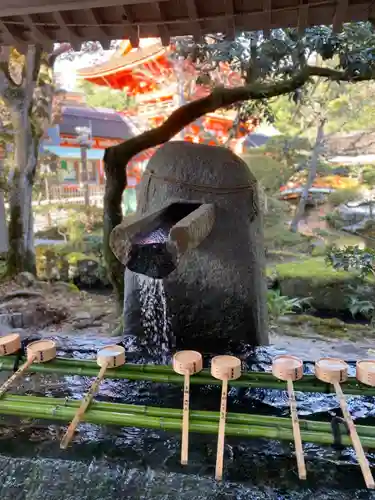 賀茂別雷神社（上賀茂神社）の手水舎