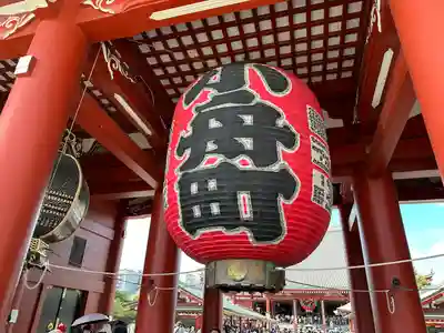 浅草寺の山門・神門