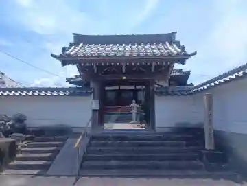 広蓮寺の{uncategorized: "未分類", other: "その他", undefined: "問題あり", building: "その他建物", grave: "お墓", sacred_gate: "鳥居", guardian: "狛犬", statue: "像", buddha: "仏像", history: "歴史", nature: "自然", garden: "庭園", animal: "動物", pagoda: "塔", temizu: "手水舎", mountain_gate: "山門・神門", sanctuary: "本殿・本堂", subordinate: "末社・摂社", art: "芸術", scenery: "景色", jizo: "地蔵", ema: "絵馬", goshuin: "御朱印", omikuji: "おみくじ", items: "授与品その他", amulet: "お守り", goshuincho: "御朱印帳", eats: "食事", festival: "お祭り", votive_dance: "神楽", shichigosan: "七五三参", wedding: "結婚式", experience: "体験その他", initially: "初詣", around: "周辺", anti_infection: "感染症対策"}