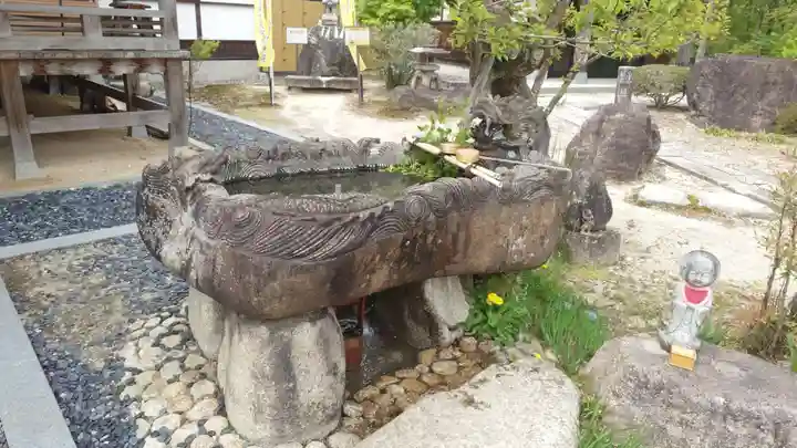 信濃比叡廣拯院(長野県)