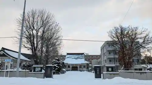 昭徳寺の本殿・本堂