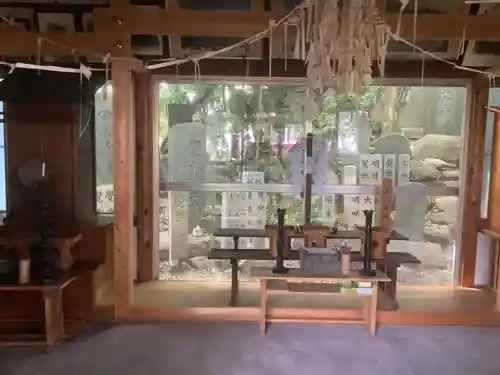 月之宮社の末社・摂社