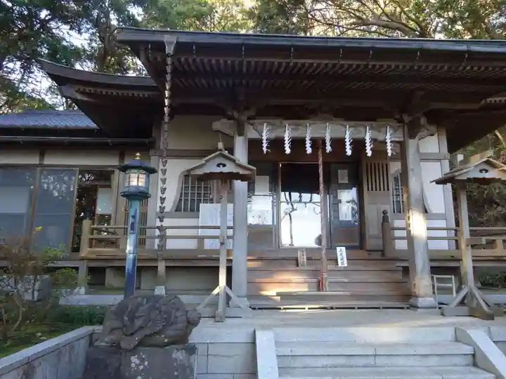 龍口寺の本殿・本堂