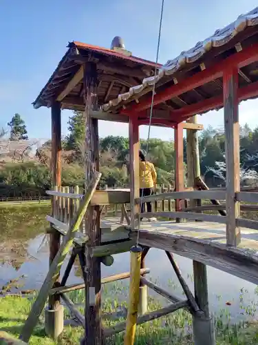 棲真寺の建物その他