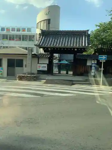 長円寺の山門・神門