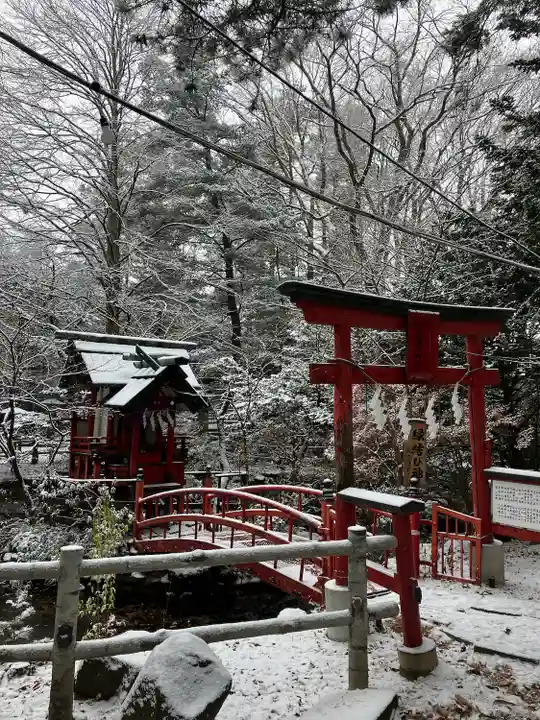 白石神社の末社・摂社