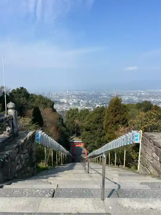 高良大社の{uncategorized: "未分類", other: "その他", undefined: "問題あり", building: "その他建物", grave: "お墓", sacred_gate: "鳥居", guardian: "狛犬", statue: "像", buddha: "仏像", history: "歴史", nature: "自然", garden: "庭園", animal: "動物", pagoda: "塔", temizu: "手水舎", mountain_gate: "山門・神門", sanctuary: "本殿・本堂", subordinate: "末社・摂社", art: "芸術", scenery: "景色", jizo: "地蔵", ema: "絵馬", goshuin: "御朱印", omikuji: "おみくじ", items: "授与品その他", amulet: "お守り", goshuincho: "御朱印帳", eats: "食事", festival: "お祭り", votive_dance: "神楽", shichigosan: "七五三参", wedding: "結婚式", experience: "体験その他", initially: "初詣", around: "周辺", anti_infection: "感染症対策"}