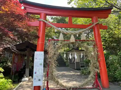 虻田神社の鳥居