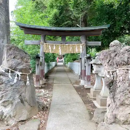 馬場氷川神社の鳥居