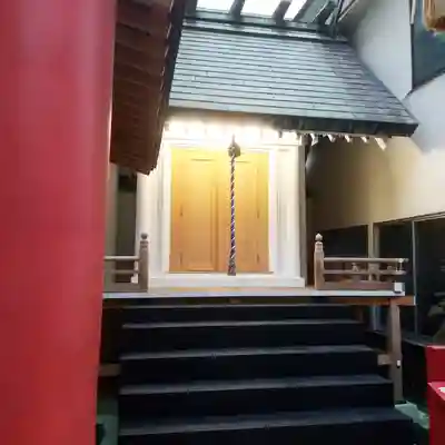 常盤稲荷神社の本殿・本堂