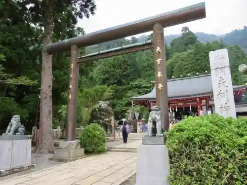 大山阿夫利神社の鳥居