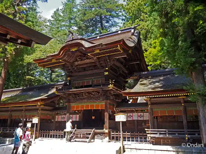 諏訪大社下社春宮(長野県)