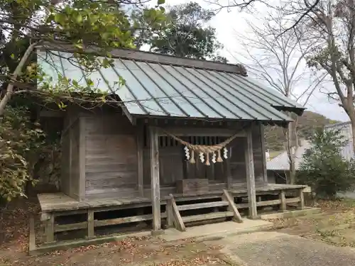 神明神社の本殿