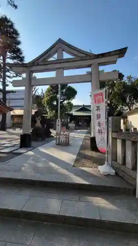 お三の宮日枝神社の鳥居