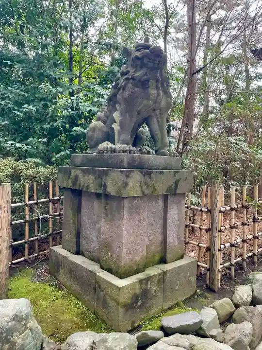 寒川神社の{uncategorized: "未分類", other: "その他", undefined: "問題あり", building: "その他建物", grave: "お墓", sacred_gate: "鳥居", guardian: "狛犬", statue: "像", buddha: "仏像", history: "歴史", nature: "自然", garden: "庭園", animal: "動物", pagoda: "塔", temizu: "手水舎", mountain_gate: "山門・神門", sanctuary: "本殿・本堂", subordinate: "末社・摂社", art: "芸術", scenery: "景色", jizo: "地蔵", ema: "絵馬", goshuin: "御朱印", omikuji: "おみくじ", items: "授与品その他", amulet: "お守り", goshuincho: "御朱印帳", eats: "食事", festival: "お祭り", votive_dance: "神楽", shichigosan: "七五三参", wedding: "結婚式", experience: "体験その他", initially: "初詣", around: "周辺", anti_infection: "感染症対策"}