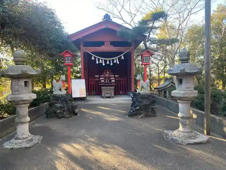 鎌数伊勢大神宮の{uncategorized: "未分類", other: "その他", undefined: "問題あり", building: "その他建物", grave: "お墓", sacred_gate: "鳥居", guardian: "狛犬", statue: "像", buddha: "仏像", history: "歴史", nature: "自然", garden: "庭園", animal: "動物", pagoda: "塔", temizu: "手水舎", mountain_gate: "山門・神門", sanctuary: "本殿・本堂", subordinate: "末社・摂社", art: "芸術", scenery: "景色", jizo: "地蔵", ema: "絵馬", goshuin: "御朱印", omikuji: "おみくじ", items: "授与品その他", amulet: "お守り", goshuincho: "御朱印帳", eats: "食事", festival: "お祭り", votive_dance: "神楽", shichigosan: "七五三参", wedding: "結婚式", experience: "体験その他", initially: "初詣", around: "周辺", anti_infection: "感染症対策"}