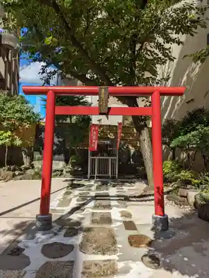 妻戀神社の鳥居