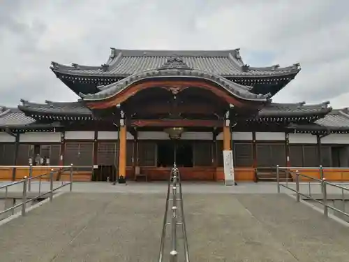 観音寺の本殿・本堂