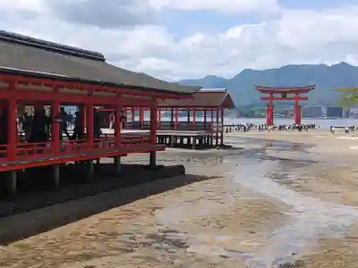 厳島神社(広島県)