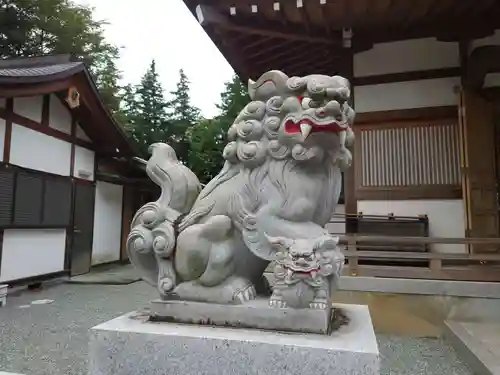 高森神社の狛犬