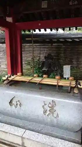 待乳山聖天（本龍院）の手水舎