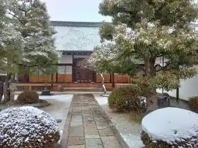 弘誓寺の本殿