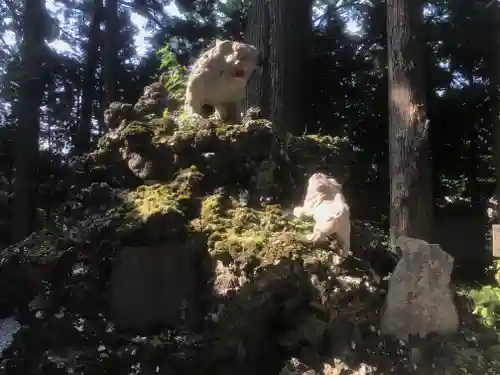 富士山東口本宮 冨士浅間神社の狛犬