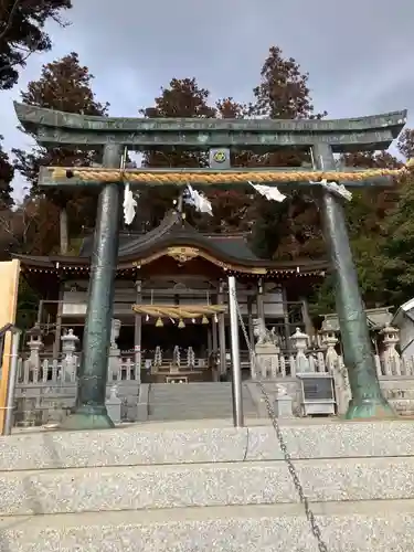 三輪神社の鳥居