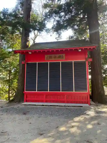 高瀧神社の{uncategorized: "未分類", other: "その他", undefined: "問題あり", building: "その他建物", grave: "お墓", sacred_gate: "鳥居", guardian: "狛犬", statue: "像", buddha: "仏像", history: "歴史", nature: "自然", garden: "庭園", animal: "動物", pagoda: "塔", temizu: "手水舎", mountain_gate: "山門・神門", sanctuary: "本殿・本堂", subordinate: "末社・摂社", art: "芸術", scenery: "景色", jizo: "地蔵", ema: "絵馬", goshuin: "御朱印", omikuji: "おみくじ", items: "授与品その他", amulet: "お守り", goshuincho: "御朱印帳", eats: "食事", festival: "お祭り", votive_dance: "神楽", shichigosan: "七五三参", wedding: "結婚式", experience: "体験その他", initially: "初詣", around: "周辺", anti_infection: "感染症対策"}