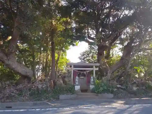 網場台稲荷神社の鳥居