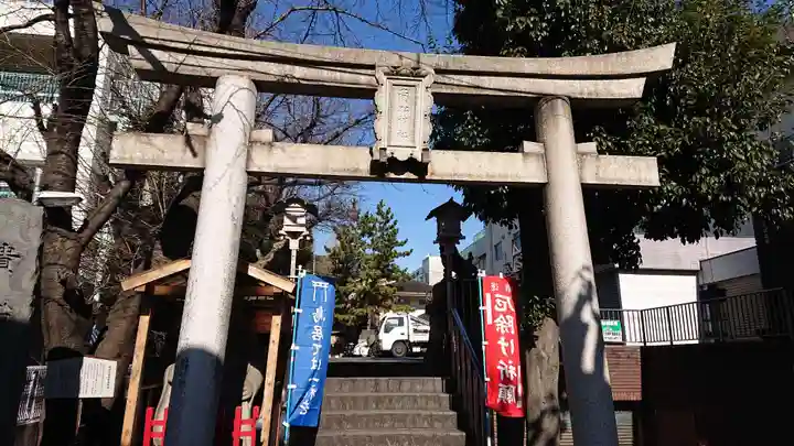 品川貴船神社の鳥居