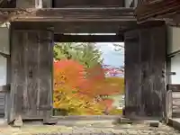 龍穏寺の山門・神門
