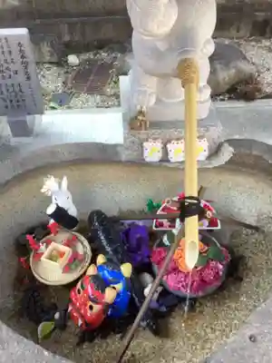 三輪神社の手水舎