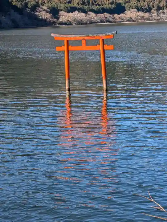 九頭龍神社本宮(神奈川県)