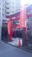 稲荷大明神の鳥居