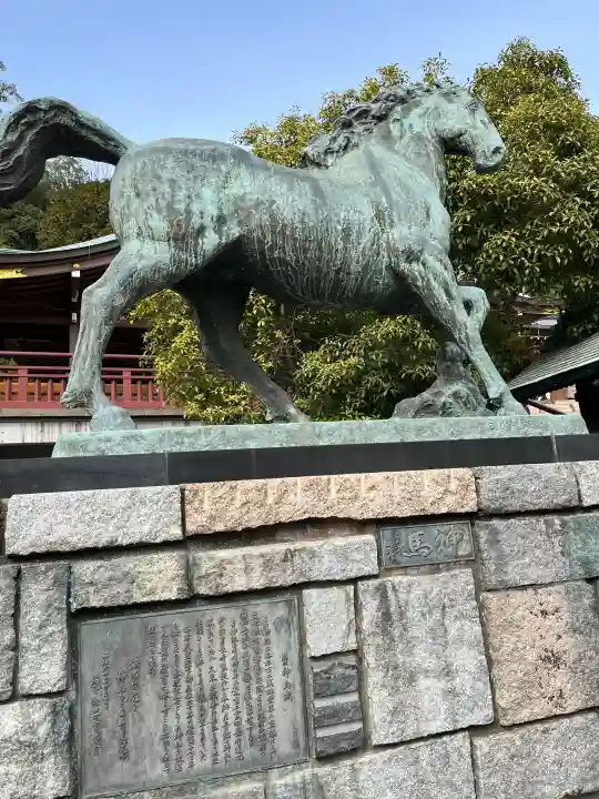 鎮西大社諏訪神社の{uncategorized: "未分類", other: "その他", undefined: "問題あり", building: "その他建物", grave: "お墓", sacred_gate: "鳥居", guardian: "狛犬", statue: "像", buddha: "仏像", history: "歴史", nature: "自然", garden: "庭園", animal: "動物", pagoda: "塔", temizu: "手水舎", mountain_gate: "山門・神門", sanctuary: "本殿・本堂", subordinate: "末社・摂社", art: "芸術", scenery: "景色", jizo: "地蔵", ema: "絵馬", goshuin: "御朱印", omikuji: "おみくじ", items: "授与品その他", amulet: "お守り", goshuincho: "御朱印帳", eats: "食事", festival: "お祭り", votive_dance: "神楽", shichigosan: "七五三参", wedding: "結婚式", experience: "体験その他", initially: "初詣", around: "周辺", anti_infection: "感染症対策"}