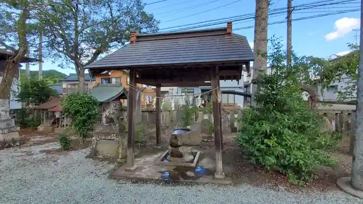 生出森八幡神社(里宮)の手水舎