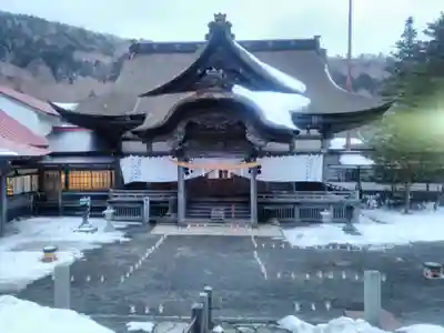 七面山敬慎院の本殿・本堂